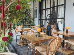 -SONGUOLIFE松果咖啡(七莘路店)