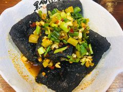 -黑白电视长沙小吃(美林M·LIVE天地东座店)