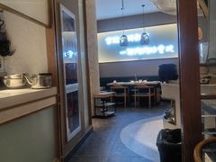 -三人行骨头王火锅(长寿店)