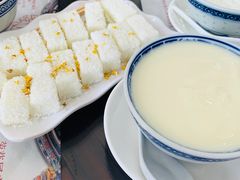 -周大娘牛乳(旧寨古村总店)
