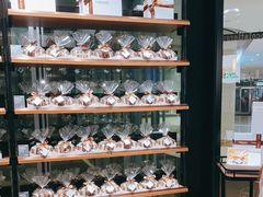 -Laderach 莱德拉(上海环贸iapm店)