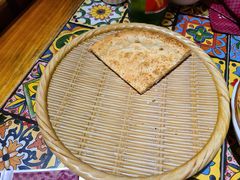 新疆烤馕-西域盛宴烧烤新疆菜清真餐厅(古美店)