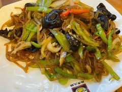 炒杂菜-喇喇排骨火锅·传统韩式脊骨汤(望京西园总店)