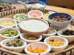 -包整·丝娃娃(一览甲秀楼风景店)