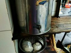 -严氏重油烧麦(民权路店)