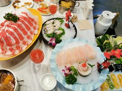 -德天肥牛海鲜火锅(龙吟坊店)