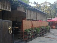 景观位-先机泉水鸡汤(南山老君洞店)