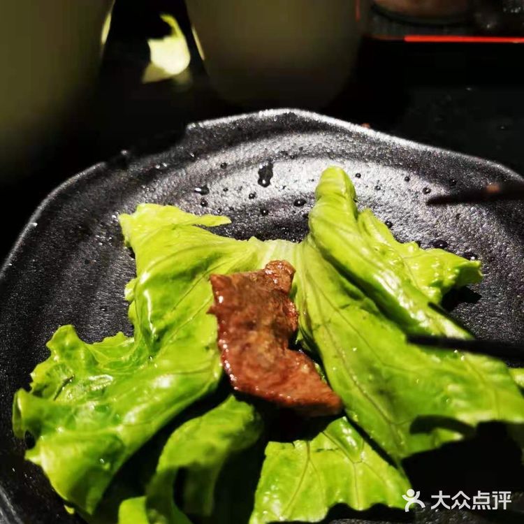 美滋滋的烤肉来啦[吐]