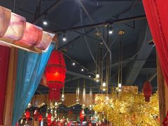 -老滇山寨•云南特色菜•地方菜•民族风情歌舞表演(金碧店)