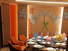 -新天明砂锅鱼头煲