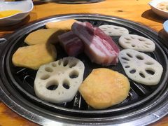 -唯成•韩国炭火烤肉 유성고기