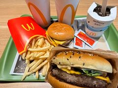 -麦当劳(杭州西湖银泰百货店)