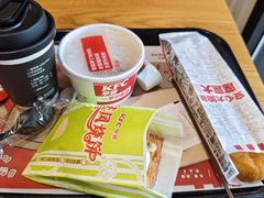 -肯德基(盘龙奥莱店)