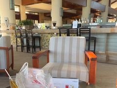 -亚龙湾喜来登·美景台大堂吧