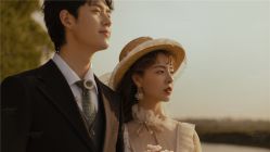 -易摄影婚纱摄影工作室