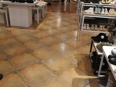 -三福时尚(三峡广场华夏银座店)