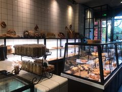 面包甜点陈列柜-81bakery(关山路店)