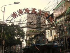 -溪岸路花鸟市场