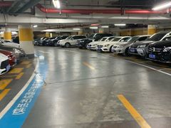 -日月光中心-停车场