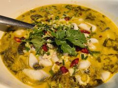 -河畔春天时尚餐厅