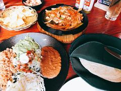 -Pistolera Mexican Cantina女枪手墨西哥餐厅(碧云路店)
