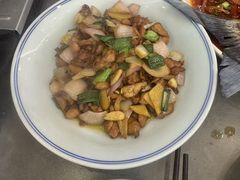 特色小炒鸡-浔味·山屿湖·正宗淳牌全鱼宴老字号