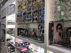 -利客来眼镜店(崂山百货店)