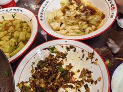 -富正毅三下锅(体育馆店)