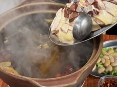 -威邵鸡煲(西华路总店)
