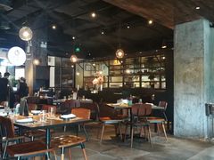 大堂-Carbon莫卡哆·意大利复古集市餐厅(杭州大厦店)