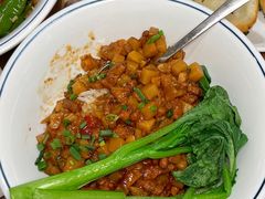 -李与白包子铺(桐梓林店)