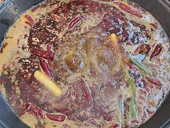 -黄潇洒老火锅(九眼桥宏济巷店)