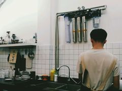 -无牌咖啡&酒馆