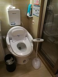 -莉泽月子中心(凯旋江景店)