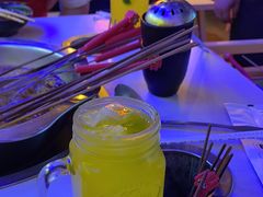 -钢管厂五区小郡肝串串香火锅(人民广场店)