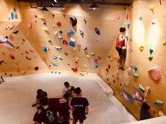 -Upper Climbing Gym 攀岩(华侨城店)
