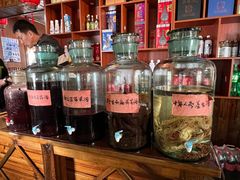 -果松木炭酸菜铜火锅·外婆参鸡汤