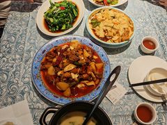 -巴扎美食·新疆菜·西域歌舞表演餐厅(新疆大厦店)