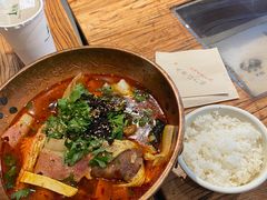 -成都你六姐·牛肉冒菜(城市集市合生汇店)