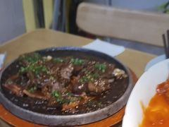 -蜜桃餐厅·伴山(绿宝广场店)