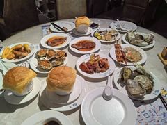 -四海一家自助餐(益田假日广场店)