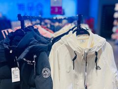 -唯品会(北京国瑞城店)