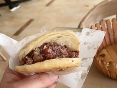 -闫家驴肉老店(华电一校店)