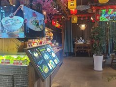 -头上红煨盐鸡·非遗院子餐厅