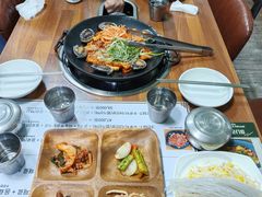 -城山辣炒黑猪肉