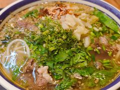 -云阿蛮云南生烫牛肉米线(奉贤路店)