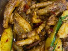 -江城燕子大排档(江汉路步行街店)