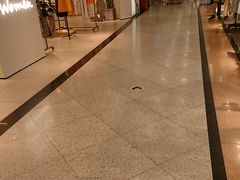 -上海置地广场(南京东路店)