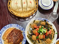 -蓝田九大碗民俗食府(蓝田店)