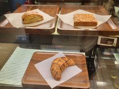 -星巴克臻选(上海中环广场2F店)